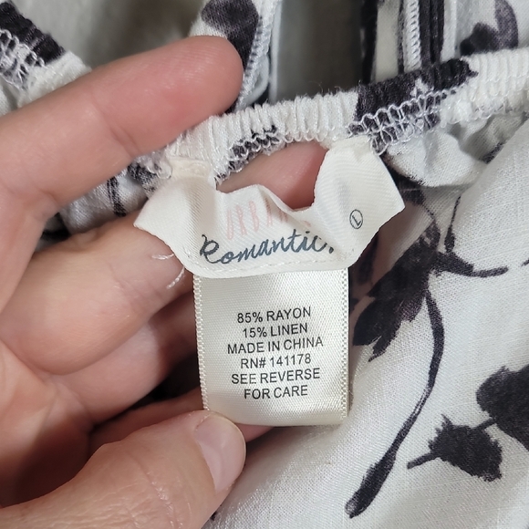 Urban Romantics Babydoll Open Back Top Size L Floral Flutter Black White Y2K Tie - Picture 5 of 11